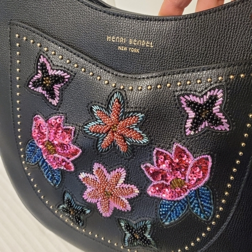 Henri Bendel W57th Black Hobo Large Floral Applique Crossbody - Picture 5 of 15